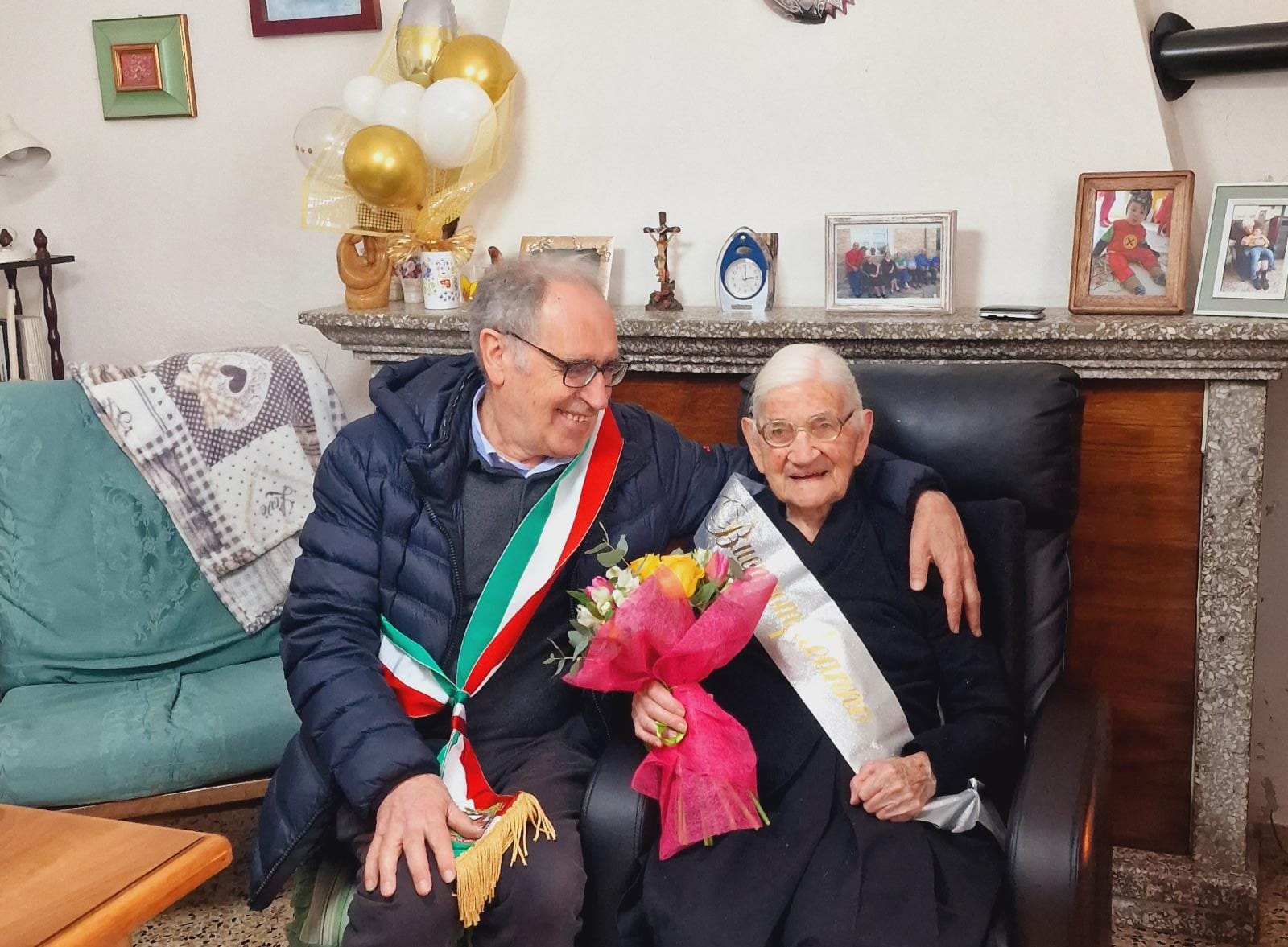 104 anni di tzia Peppina Sedda